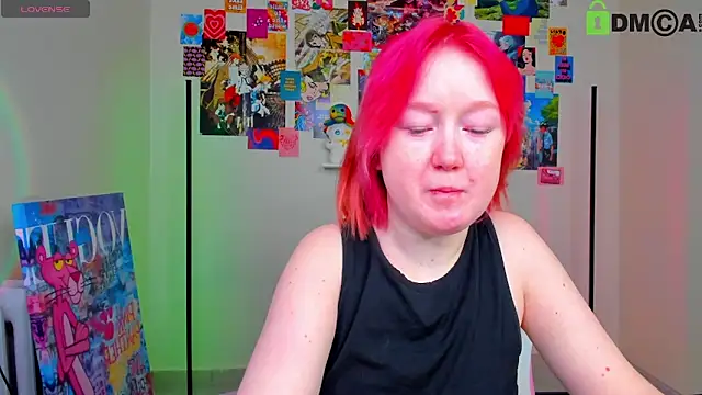 Snapshot of Sara_Robinson chatting on 03/13/25, 03:00 Sara Robinson online show from 03/13/25, 03:00