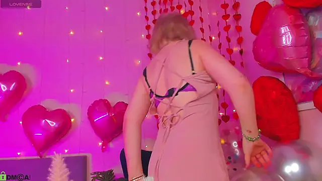 Sara Robinson online show from 02/14/26, 03:07