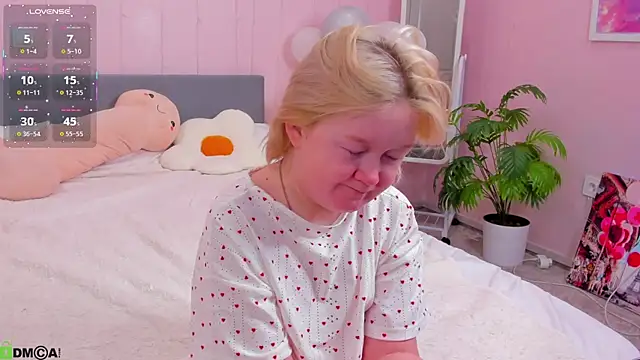 Sara Robinson online show from 03/22/26, 02:48