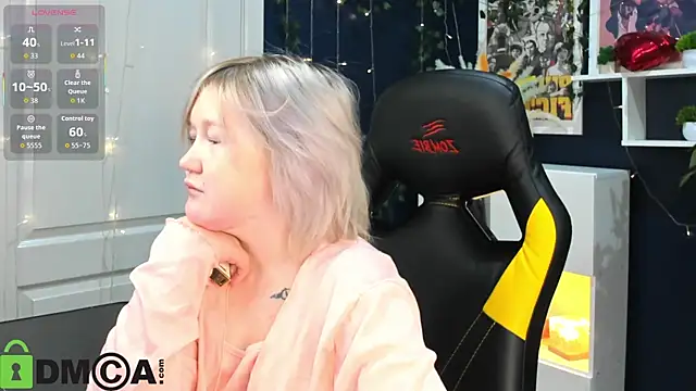 Sara Robinson online show from 06/03/26, 02:45