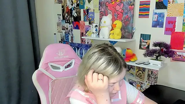 Sara Robinson online show from 07/02/26, 02:56