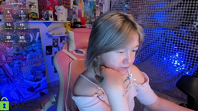 Sara Robinson online show from 03/30/26, 03:08