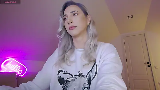 KhloeK online show from 02/11/26, 09:53