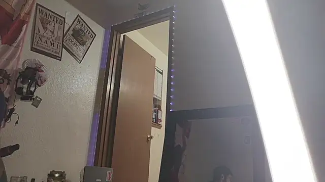 Snapshot of SlammyDjr chatting on 11/02/25, 08:30 SlammyDjr online show from 11/02/25, 08:30