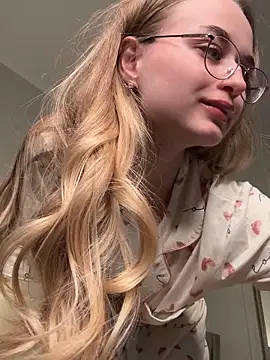 Tiffanyhunt online show from 05/29/26, 03:18