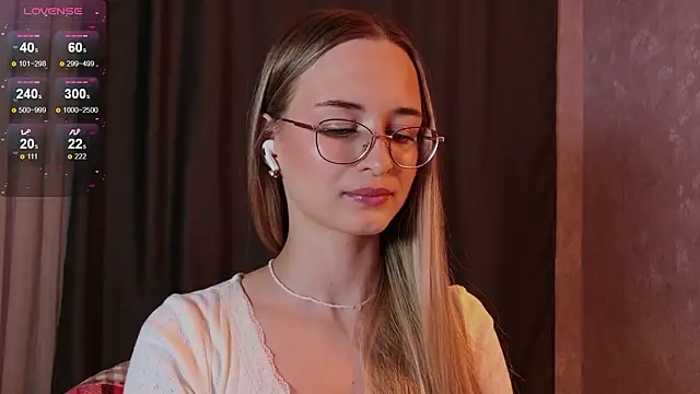 Tiffanyhunt online show from 01/19/26, 03:16