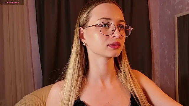 Tiffanyhunt online show from 02/21/26, 02:52