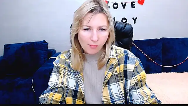 Incredible Ariela online show from 12/18/25, 07:57