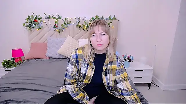 Incredible Ariela online show from 10/26/25, 05:52