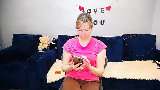 Incredible Ariela online show from 04/05/26, 01:51