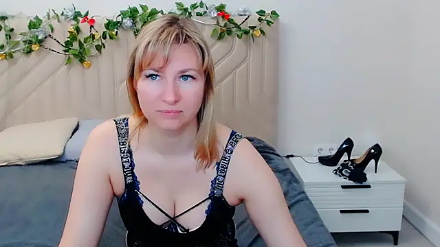 Incredible Ariela online show from 04/15/26, 07:14