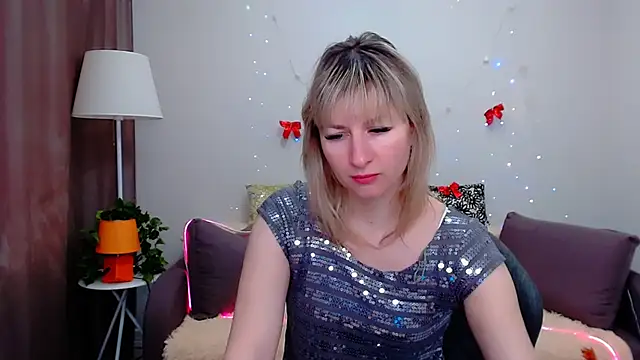Snapshot of Incredible_Ariela chatting on 03/19/25, 08:34 Incredible Ariela online show from 03/19/25, 08:34