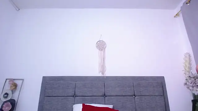 Vicky Love  online show from 02/19/25, 02:22