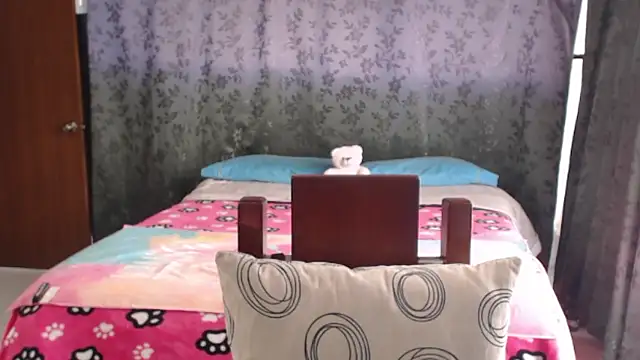 miia-big1boobs  online show from 01/10/26, 03:51