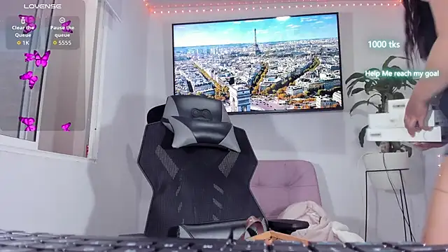 emily palmeer online show from 12/21/25, 11:34