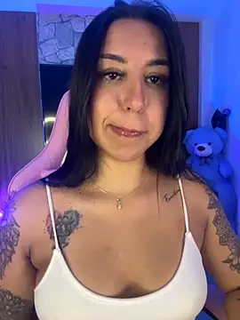 Tamara Roberts1 online show from 11/10/25, 02:27