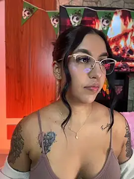 Tamara Roberts1 online show from 07/05/26, 02:16