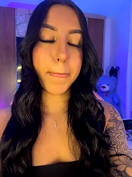 Tamara Roberts1 online show from 11/12/25, 01:54