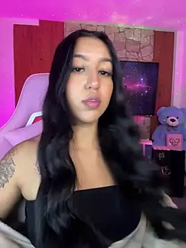 Snapshot of Tamara_Roberts1 chatting on 03/01/25, 02:26 Tamara Roberts1 online show from 03/01/25, 02:26