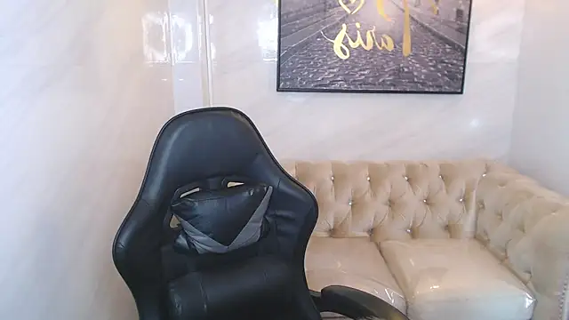  Charlotte v online show from 03/26/26, 01:42