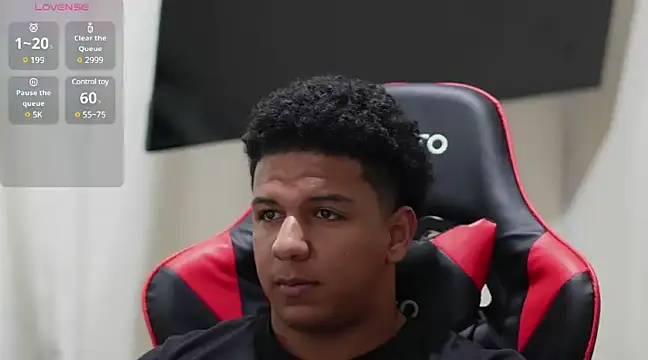 Snapshot of May_Dylan1 chatting on 12/28/24, 03:04 May Dylan1 online show from 12/28/24, 03:04