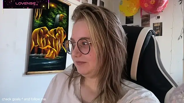 JacyWinslat online show from 10/18/25, 01:24