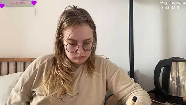 JacyWinslat online show from 03/04/26, 09:50