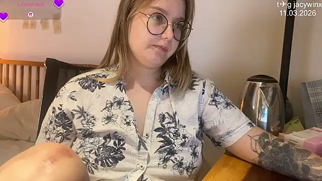 JacyWinslat online show from 03/11/26, 11:48