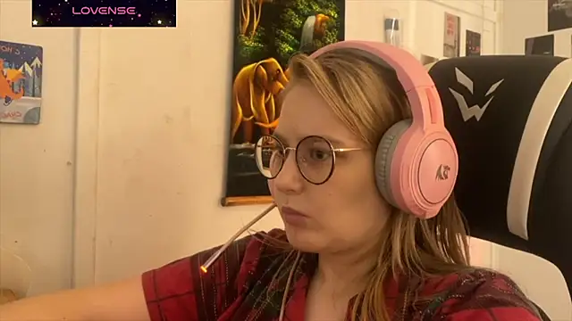 JacyWinslat online show from 09/28/25, 09:49