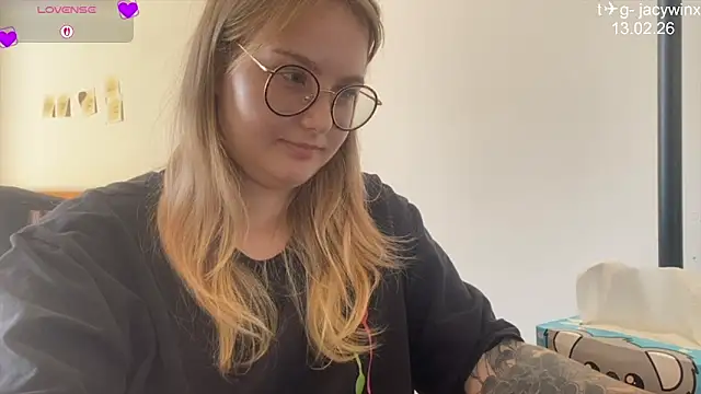 JacyWinslat online show from 02/13/26, 08:47