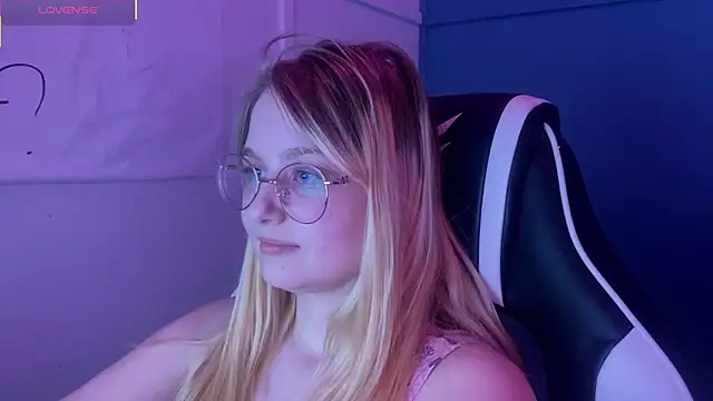 JacyWinslat online show from 03/19/25, 03:51