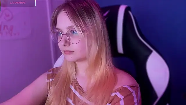 JacyWinslat online show from 03/13/25, 09:48