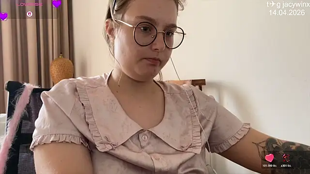 JacyWinslat online show from 04/14/26, 09:58