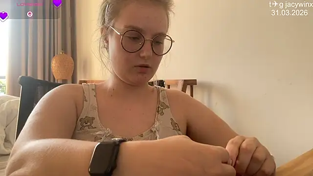 JacyWinslat online show from 03/31/26, 09:44