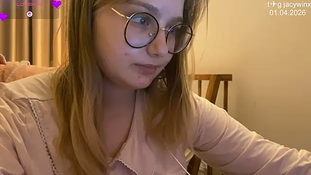 JacyWinslat online show from 04/01/26, 02:14