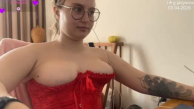 JacyWinslat online show from 04/03/26, 07:48