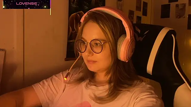 JacyWinslat online show from 10/05/25, 08:43