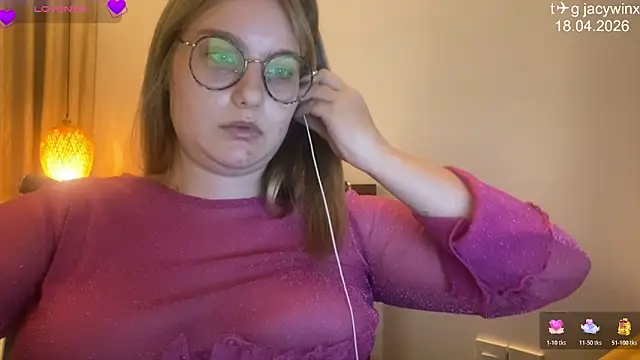 JacyWinslat online show from 04/18/26, 05:04