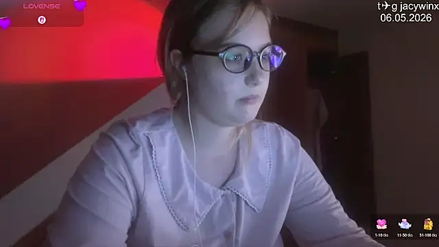 JacyWinslat online show from 05/06/26, 01:04