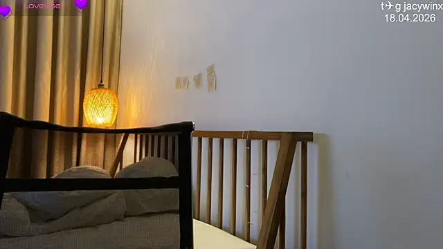 JacyWinslat online show from 04/19/26, 11:44