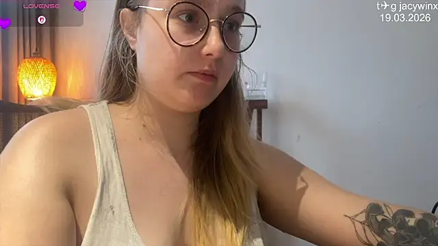 JacyWinslat online show from 03/19/26, 10:59