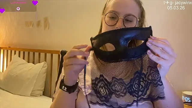 JacyWinslat online show from 03/05/26, 01:51