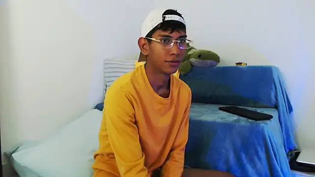 Nick Collins18 online show from 10/30/25, 08:17