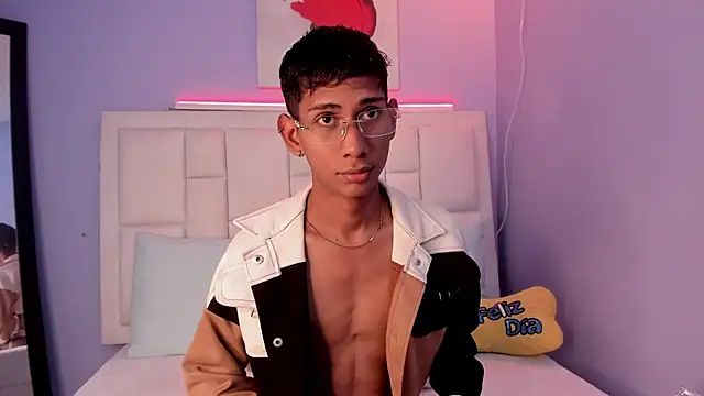 Nick Collins18 online show from 02/14/26, 07:58