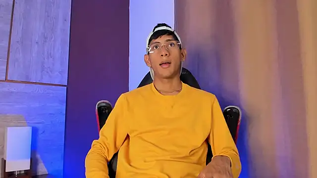 Nick Collins18 online show from 10/22/25, 09:24