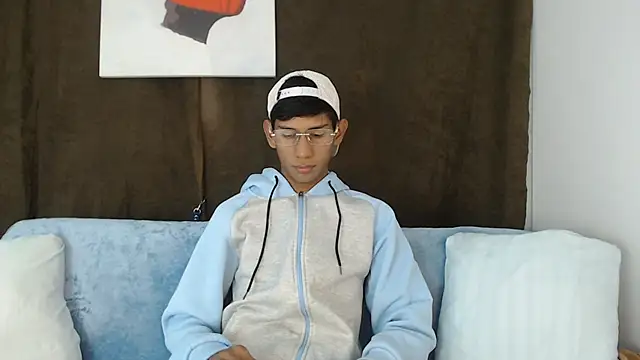 Nick Collins18 online show from 11/06/25, 08:24