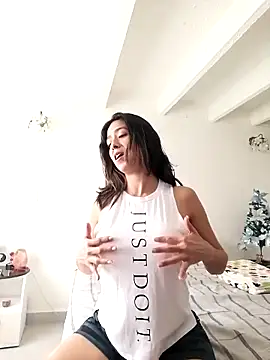 Sahana Ashiika online show from 12/20/25, 03:04