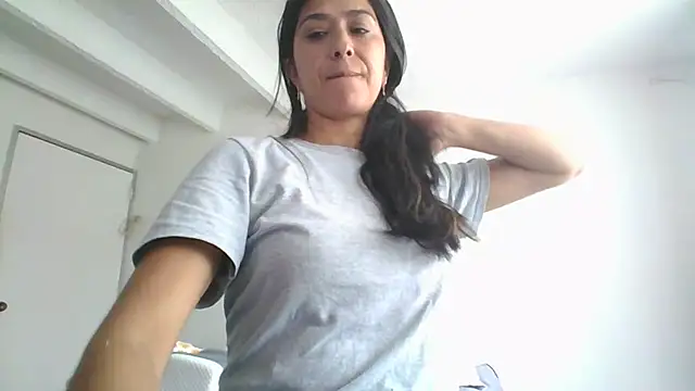 Sahana Ashiika online show from 05/17/26, 02:39