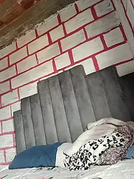 Snapshot of DylanRosse chatting on 10/06/25, 05:46 DylanRosse online show from 10/06/25, 05:46