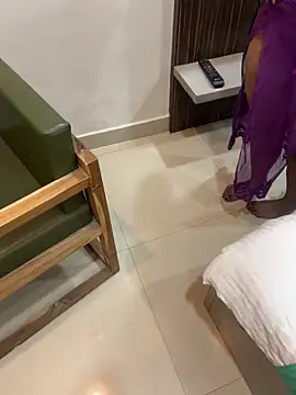 sexy-bu online show from 12/14/25, 01:17